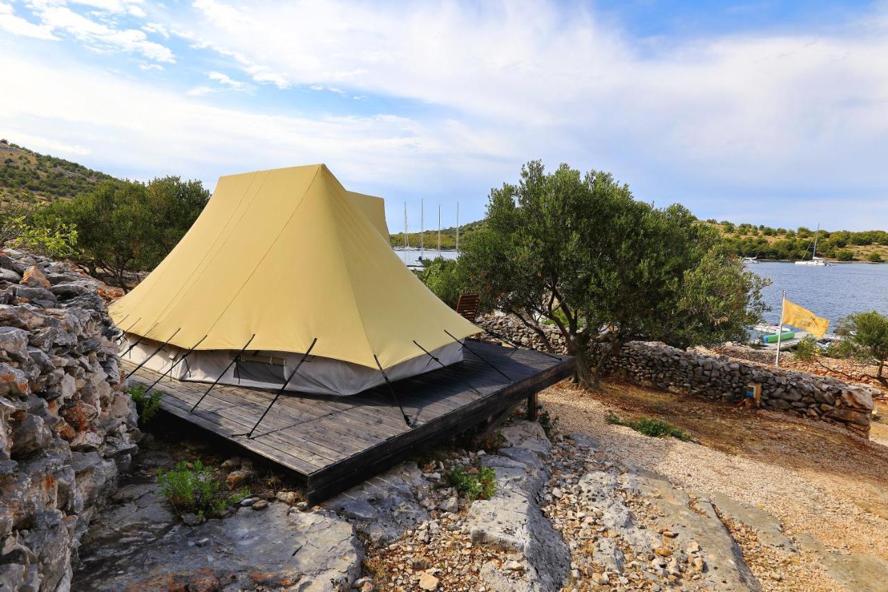 Glamping Resort Festa Kornati Pristanisce Exterior photo