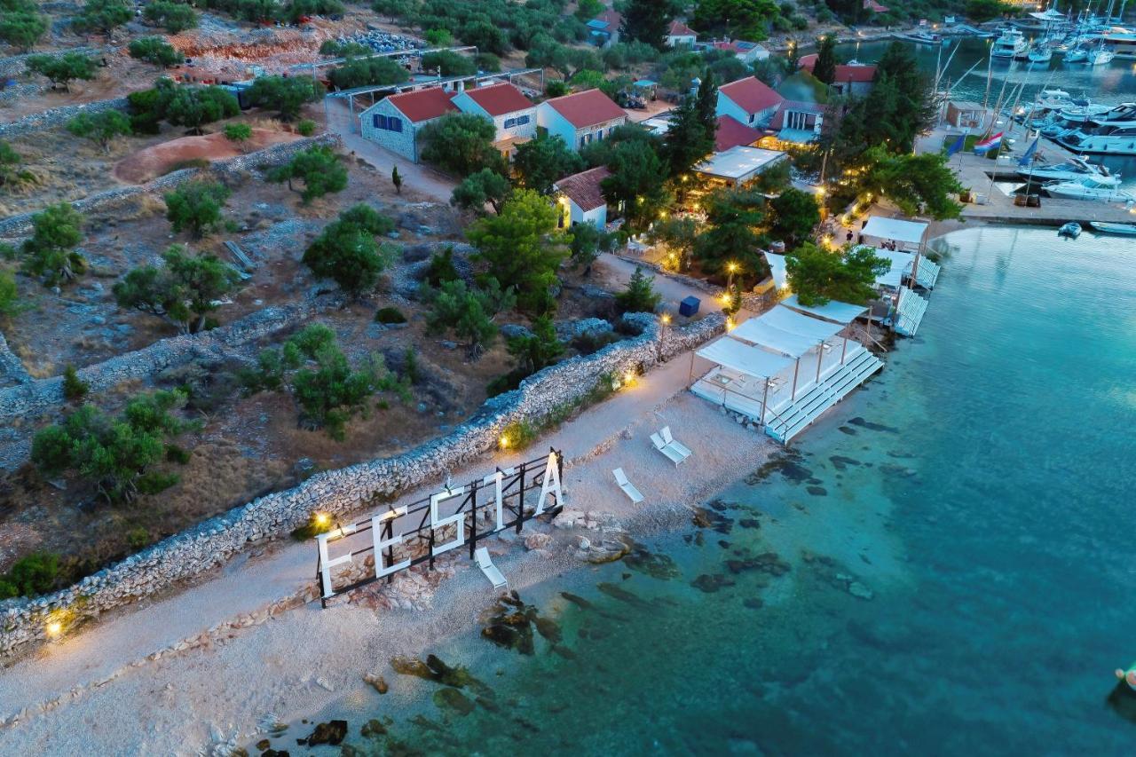 Glamping Resort Festa Kornati Pristanisce Exterior photo